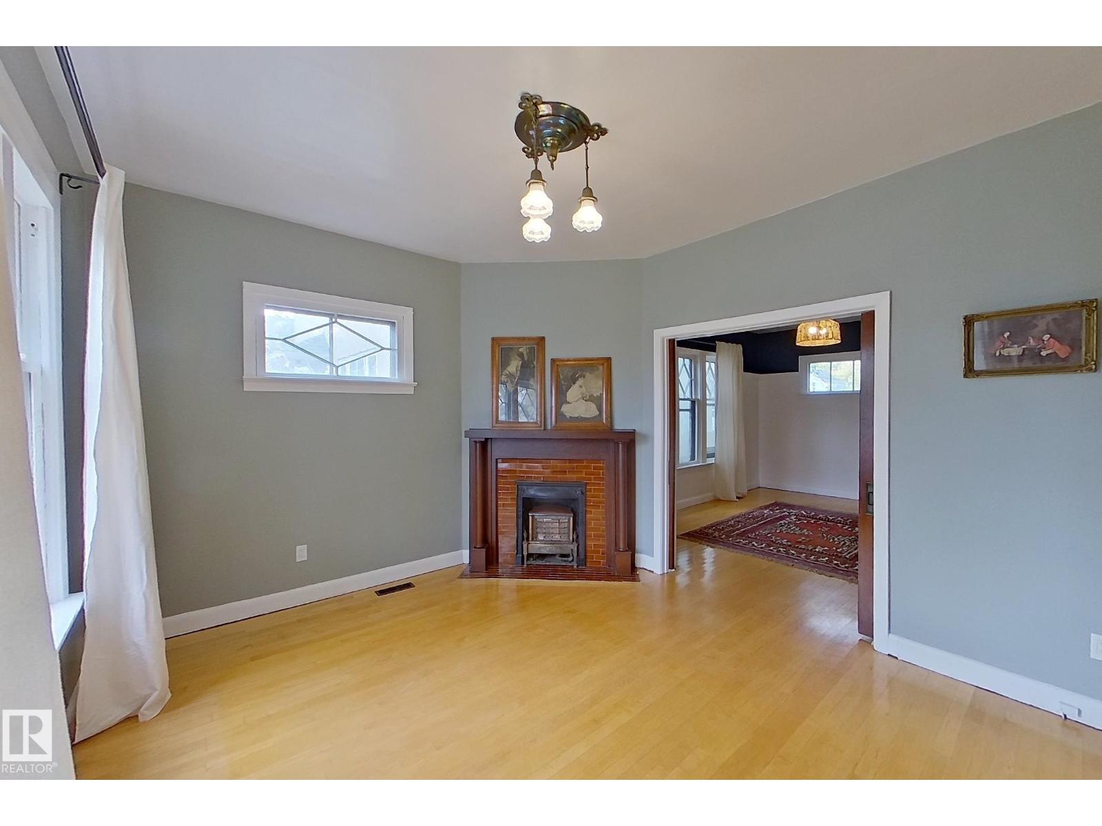 11148 96 St Nw Nw, Edmonton, Alberta  T5G 1S7 - Photo 8 - E4461878