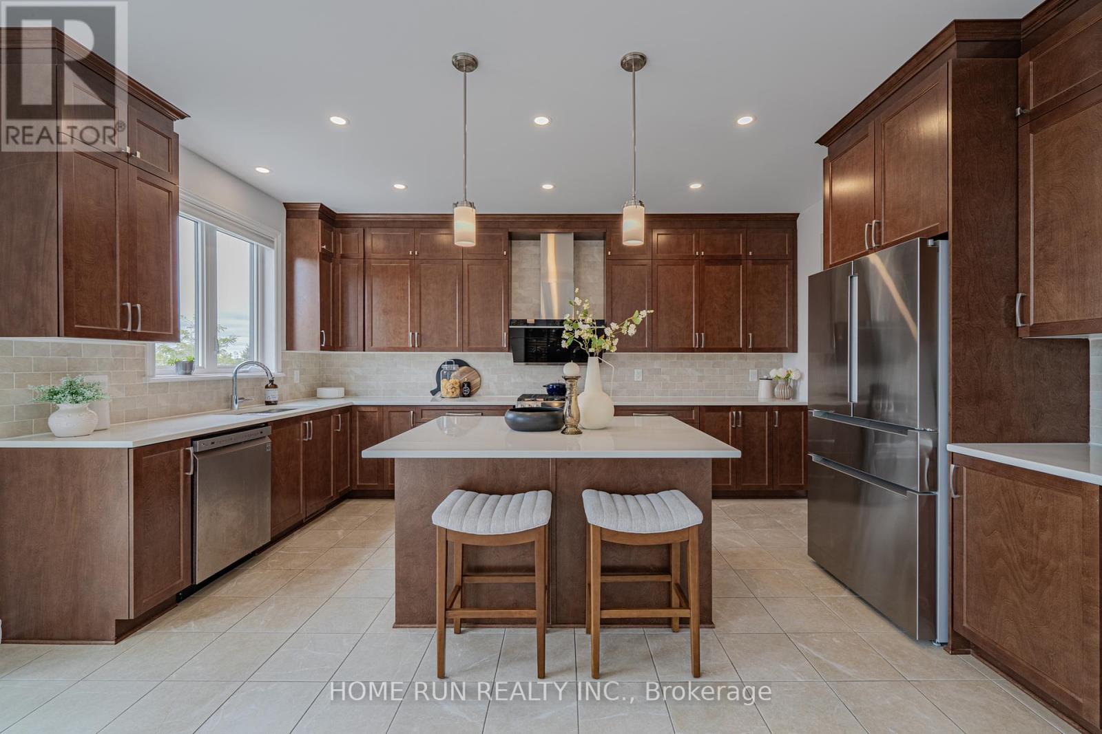 609 Triangle Street, Ottawa, Ontario  K2V 0L8 - Photo 13 - X12453262
