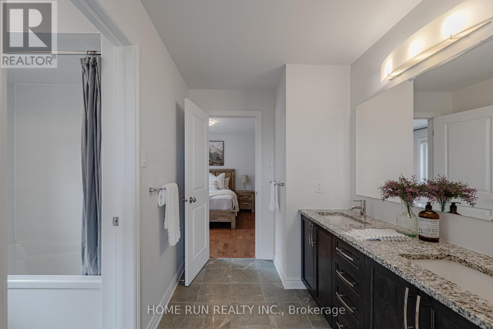 609 Triangle Street, Ottawa, Ontario  K2V 0L8 - Photo 34 - X12453262
