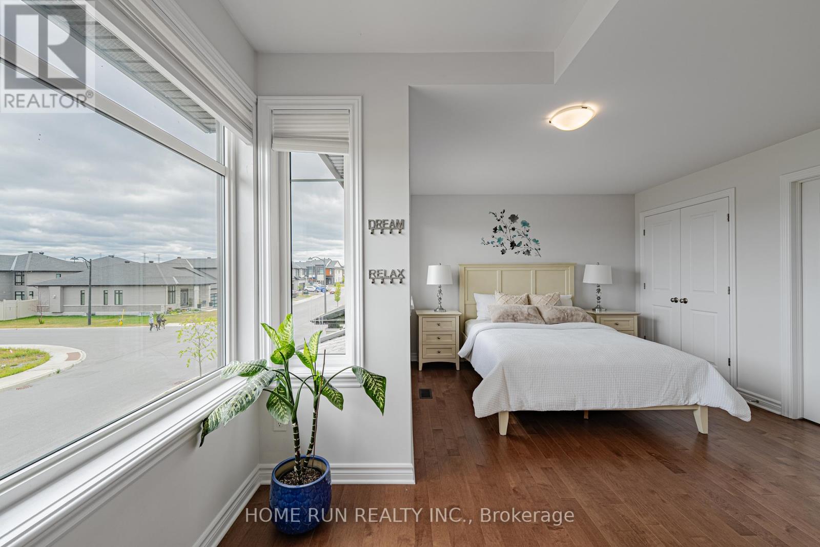 609 Triangle Street, Ottawa, Ontario  K2V 0L8 - Photo 33 - X12453262