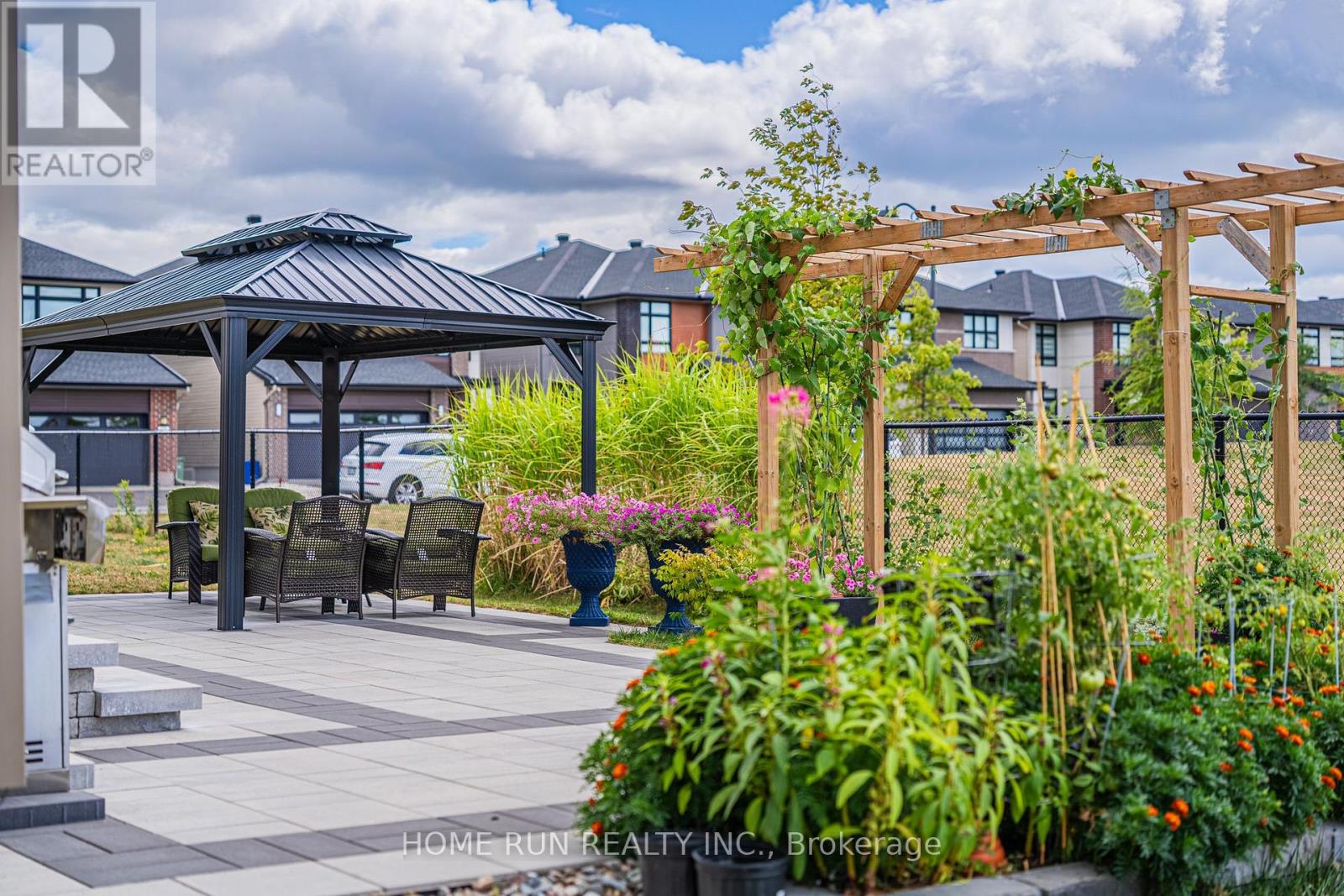 609 Triangle Street, Ottawa, Ontario  K2V 0L8 - Photo 47 - X12453262