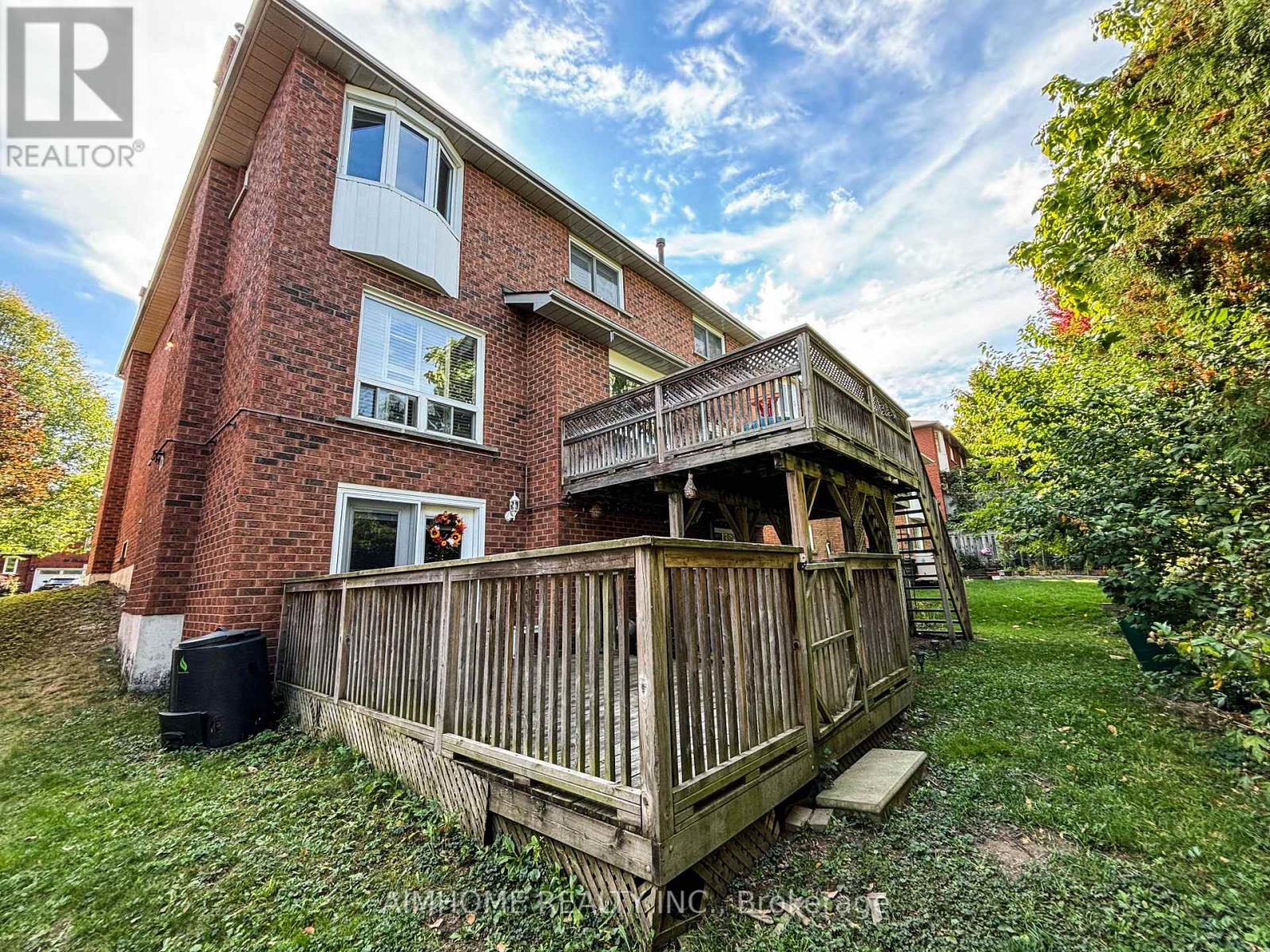 87 Ballard Crescent, Newmarket, Ontario  L3X 1S2 - Photo 34 - N12458936
