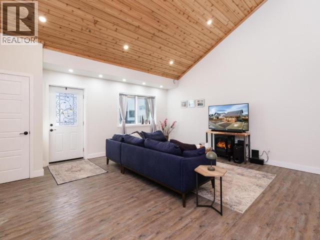 82 Eugene Avenue, Whitehorse, Yukon  Y1A 0S9 - Photo 5 - 16876