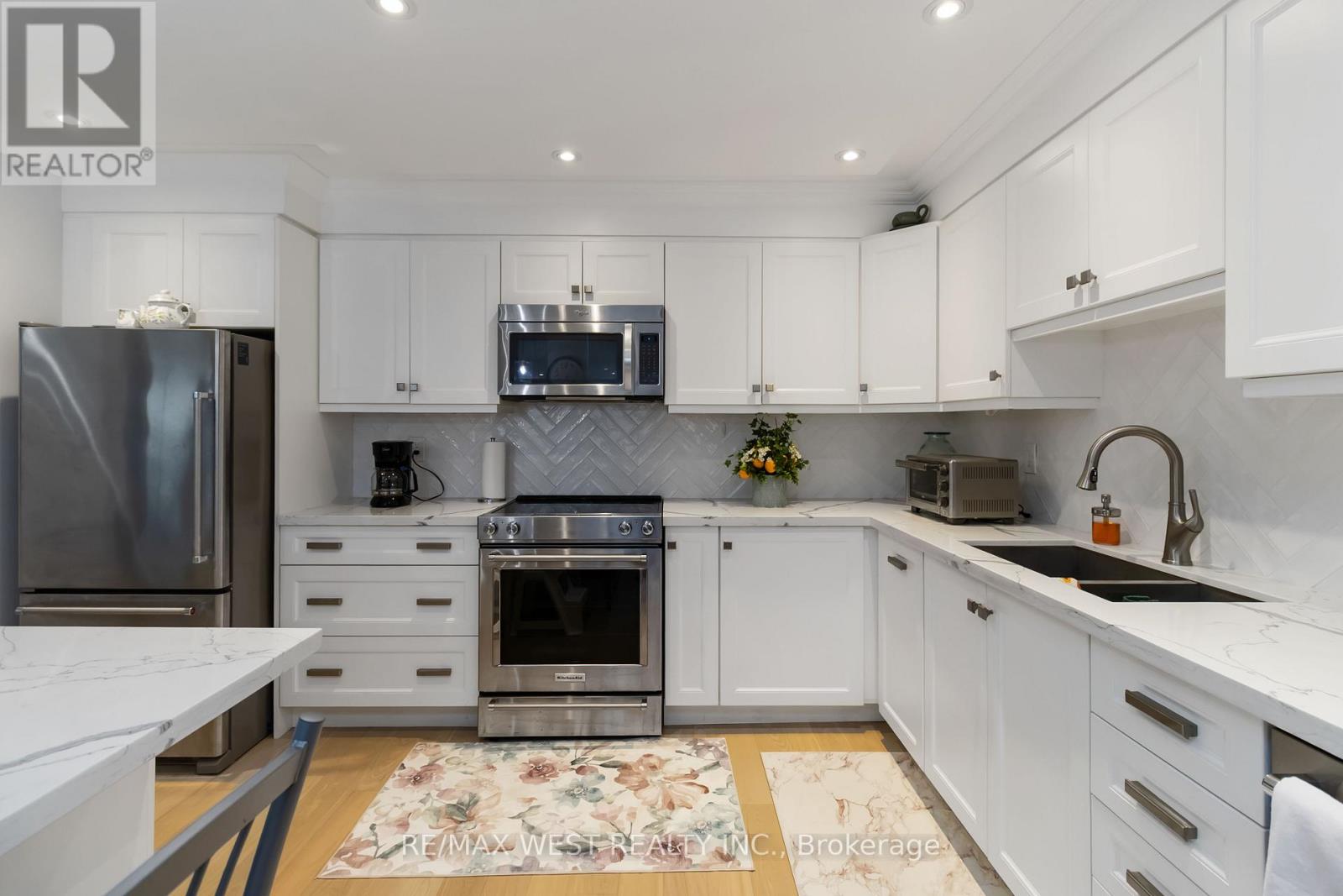 1108 - 2185 Marine Drive, Oakville, Ontario  L6L 5L6 - Photo 16 - W12458937