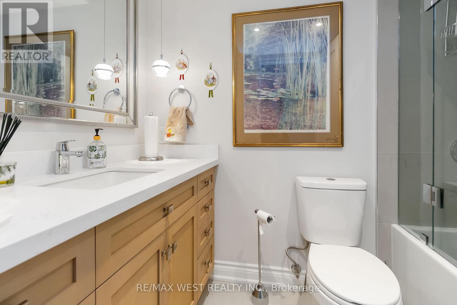 1108 - 2185 Marine Drive, Oakville, Ontario  L6L 5L6 - Photo 24 - W12458937