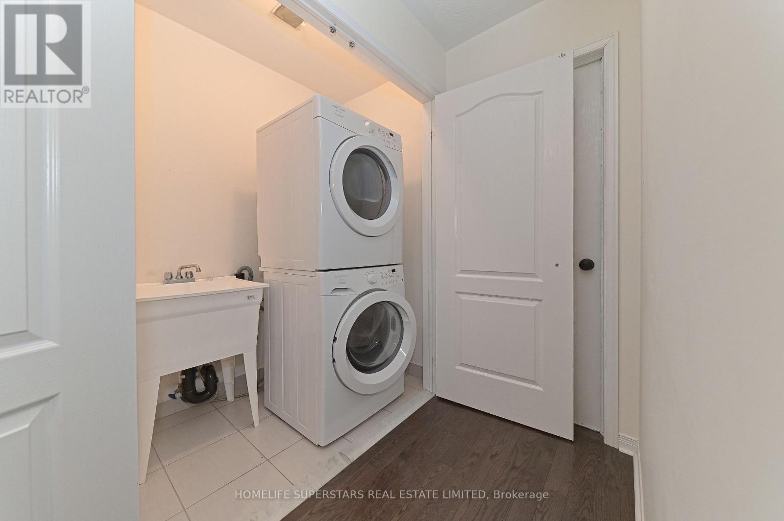 9 Yellowknife Road, Brampton, Ontario  L6R 3X3 - Photo 28 - W12458938