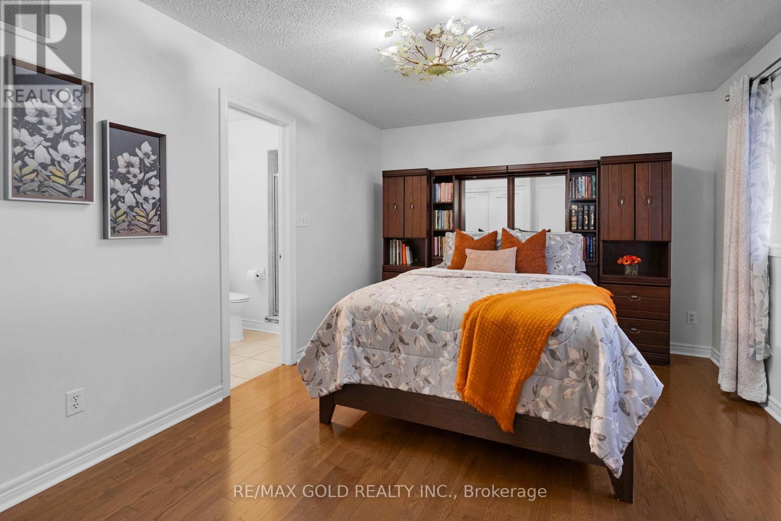 64 Beachpoint Boulevard, Brampton, Ontario  L7A 2G6 - Photo 26 - W12458112
