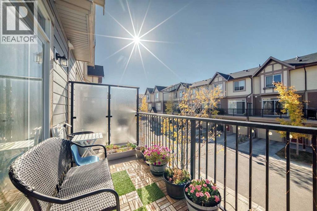 122 Sherwood Lane Nw, Calgary, Alberta  T3R 0V3 - Photo 6 - A2263957