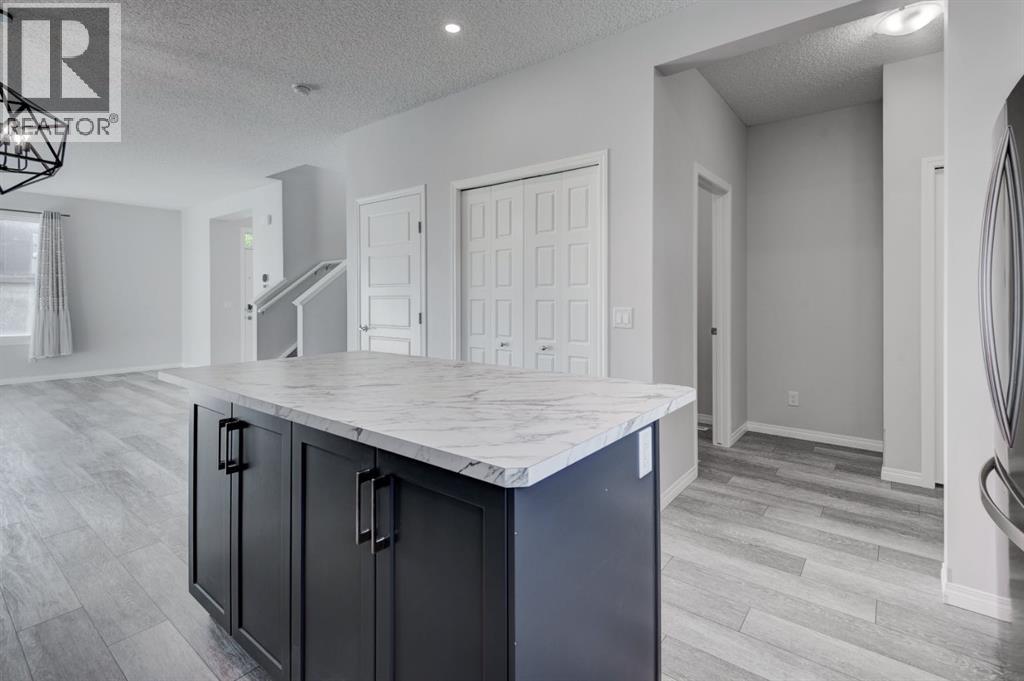 362 Wolf Creek Manor Se, Calgary, Alberta  T2X 4V5 - Photo 8 - A2259550