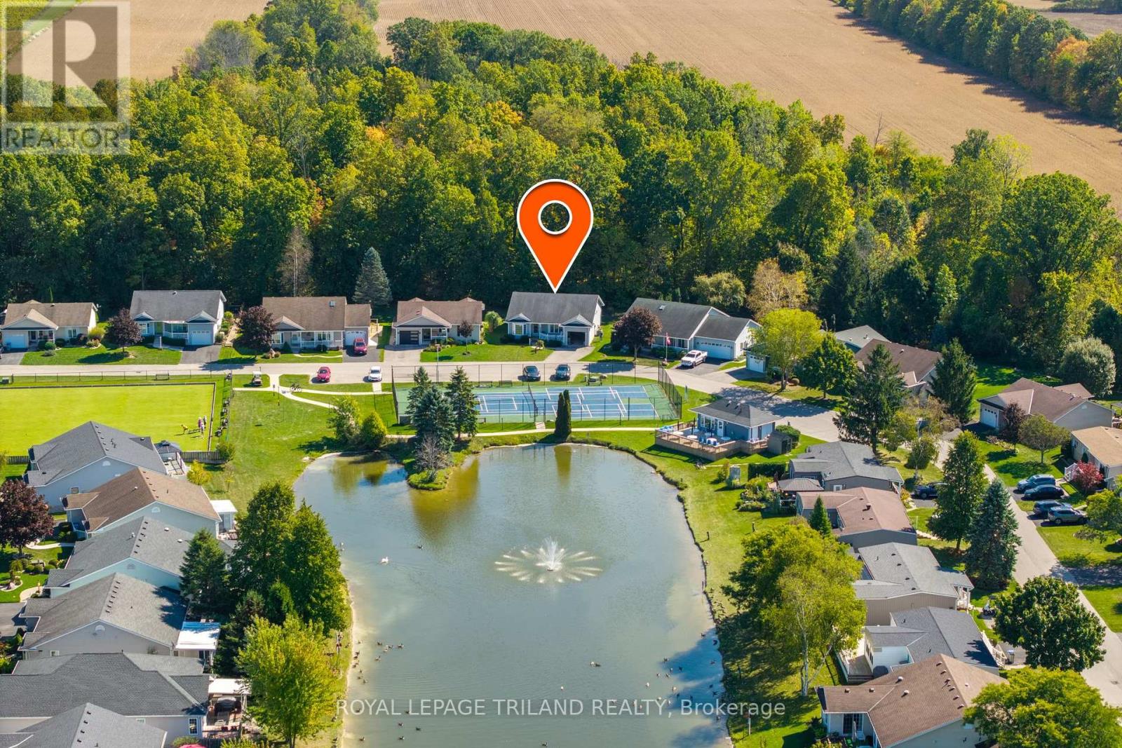 355 Shannon Boulevard, South Huron, Ontario  N0M 1T0 - Photo 2 - X12458952