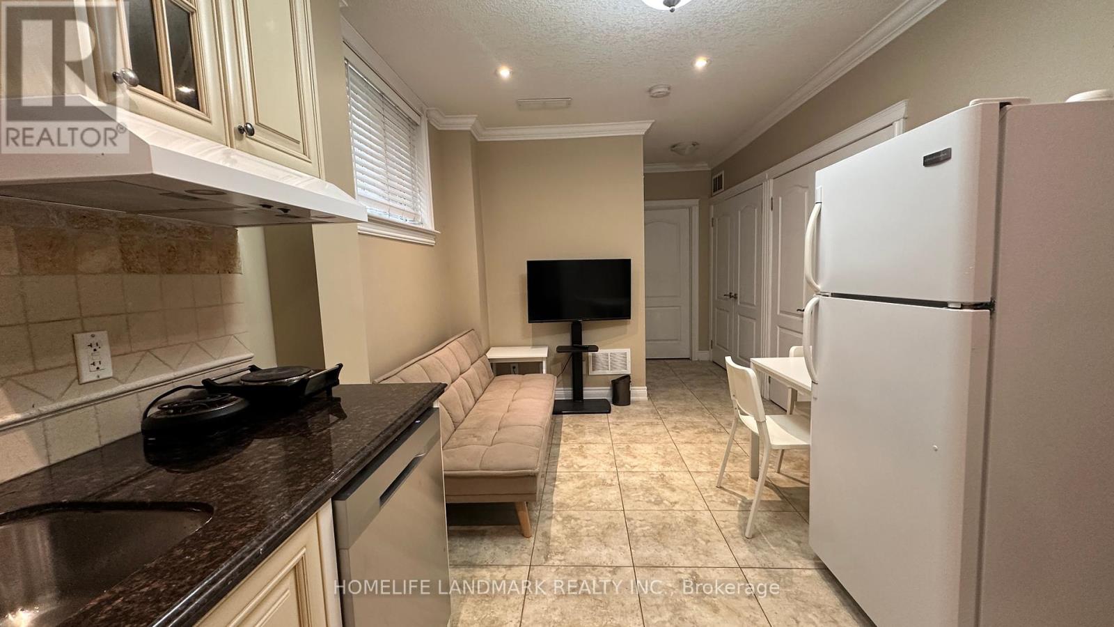 Lower - 202c Finch Avenue, Toronto, Ontario  M2N 4R9 - Photo 6 - C12331295