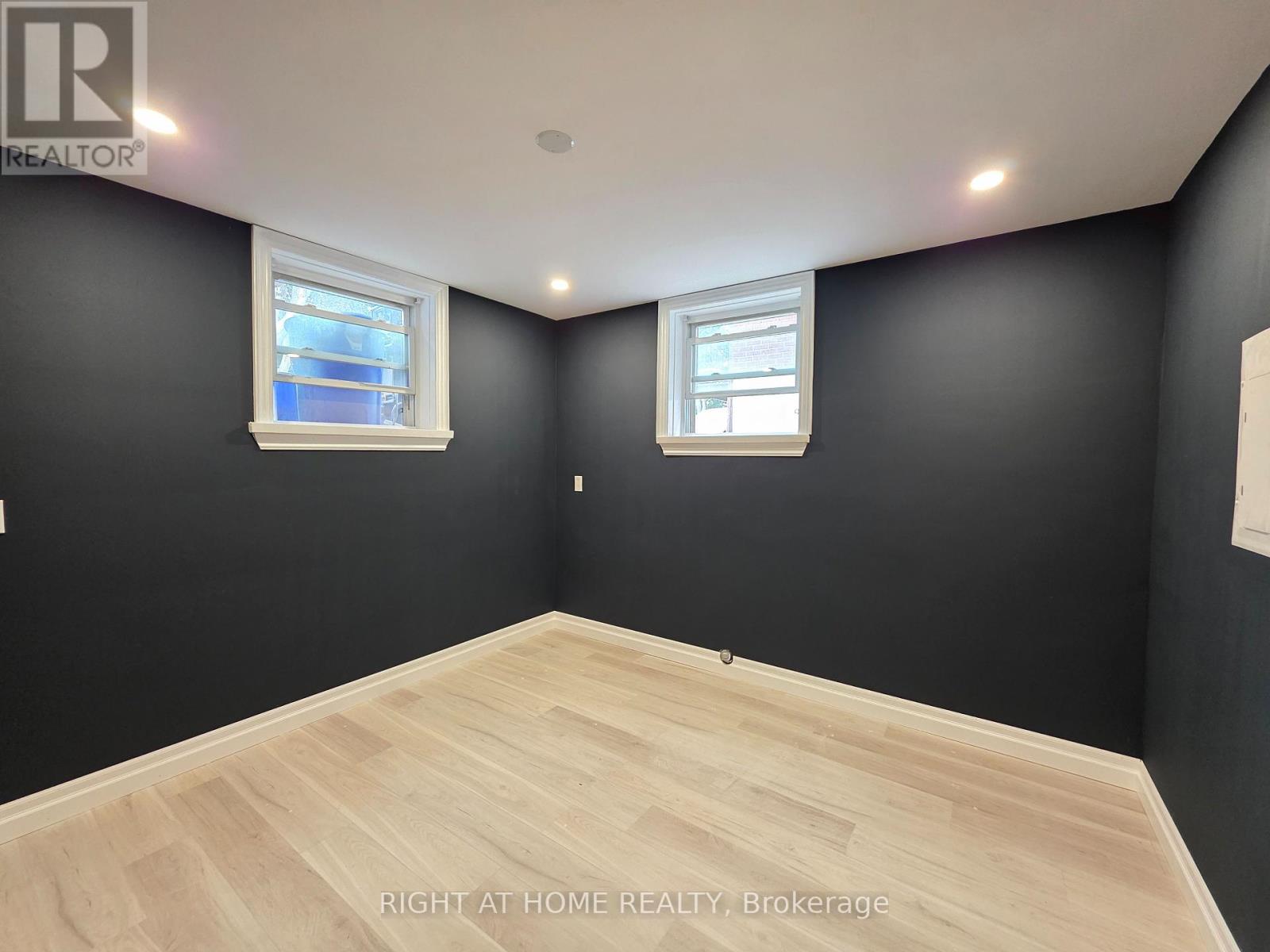 Lowerlevel - 385 Mary Street N, Oshawa, Ontario  L1G 5C9 - Photo 17 - E12458951