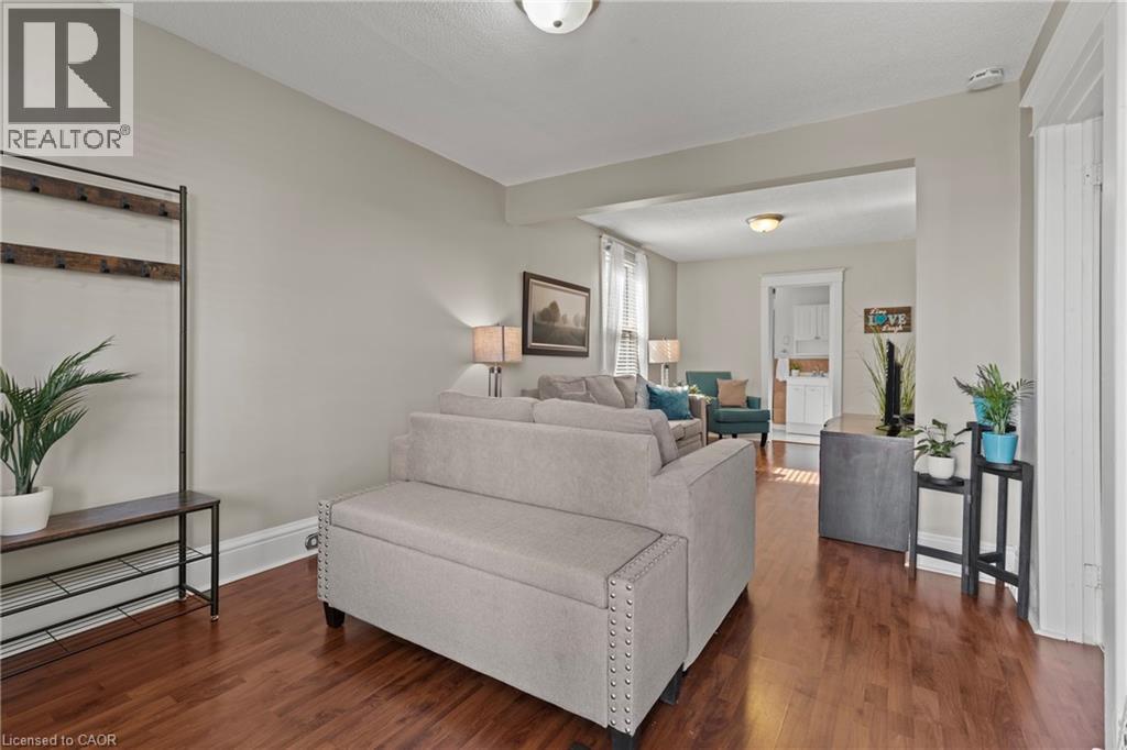 25 Mckinstry Street, Hamilton, Ontario  L8L 6C2 - Photo 6 - 40776168