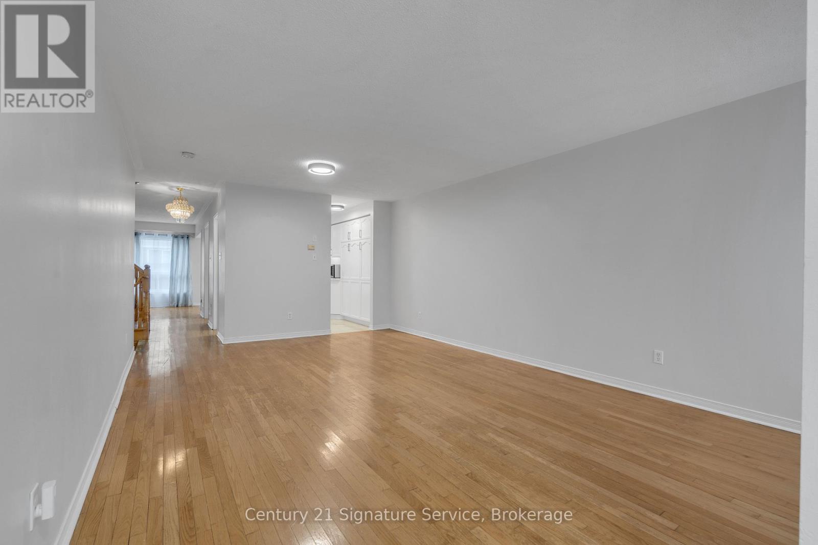 44 Bramfield Street, Brampton, Ontario  L7A 2W2 - Photo 10 - W12458956