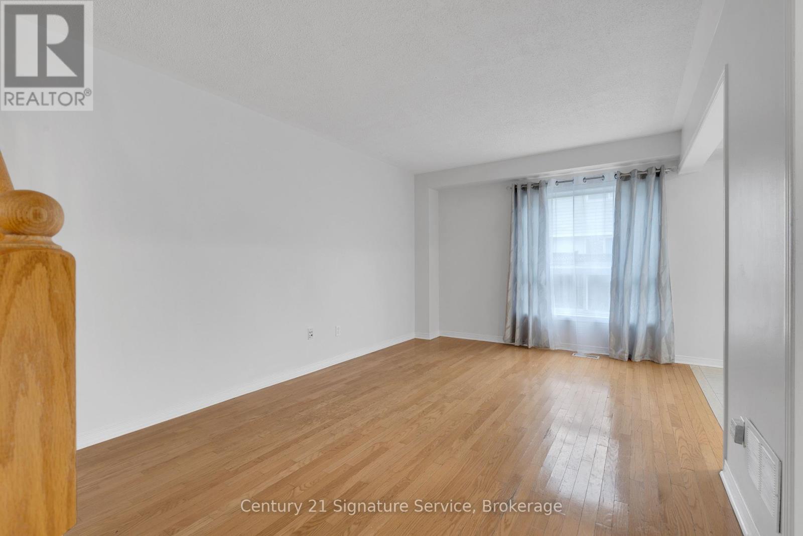 44 Bramfield Street, Brampton, Ontario  L7A 2W2 - Photo 11 - W12458956