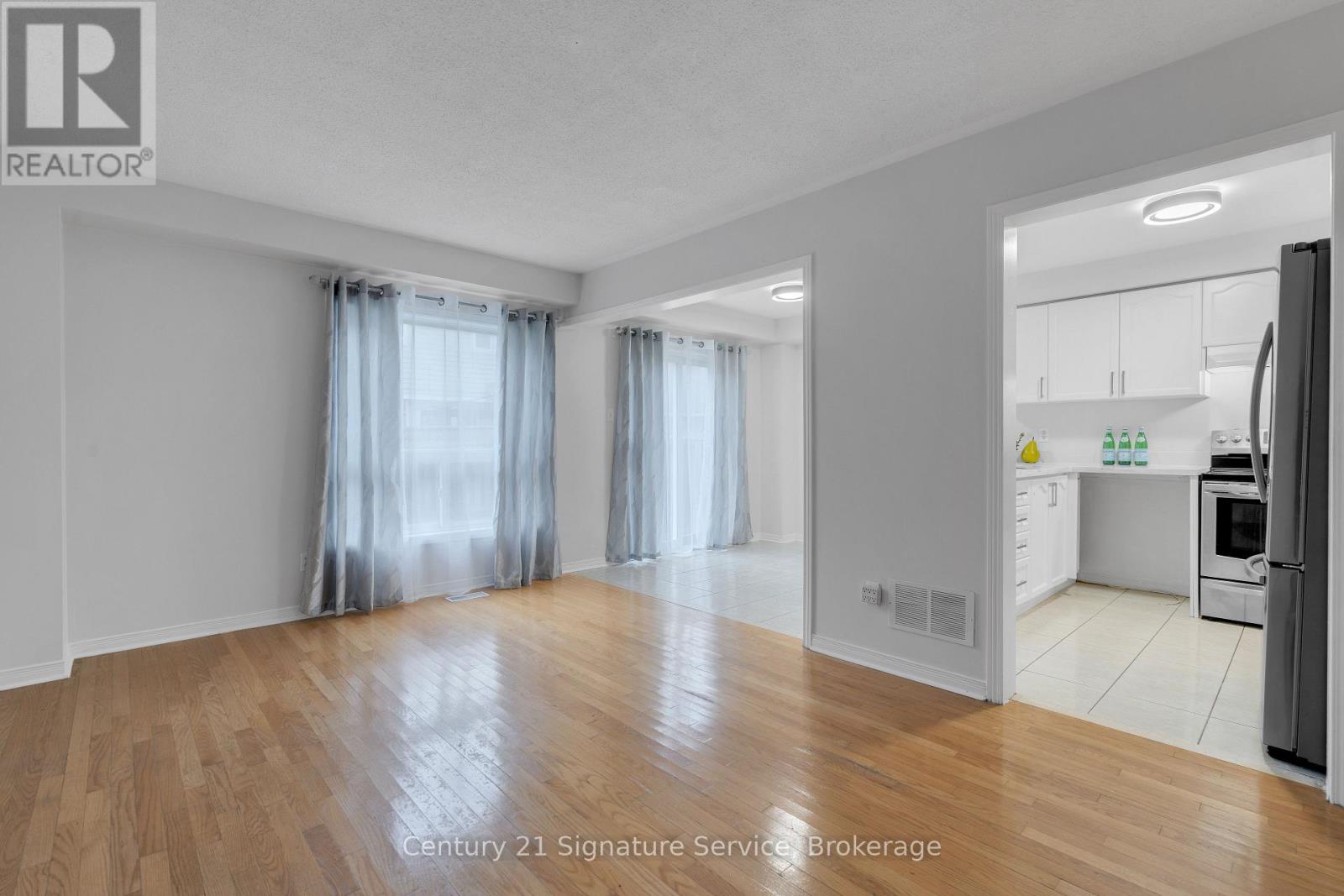 44 Bramfield Street, Brampton, Ontario  L7A 2W2 - Photo 13 - W12458956