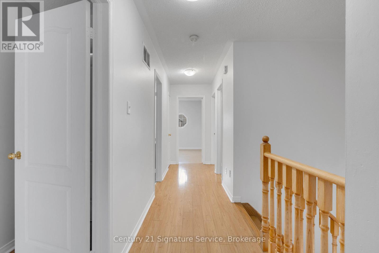 44 Bramfield Street, Brampton, Ontario  L7A 2W2 - Photo 17 - W12458956