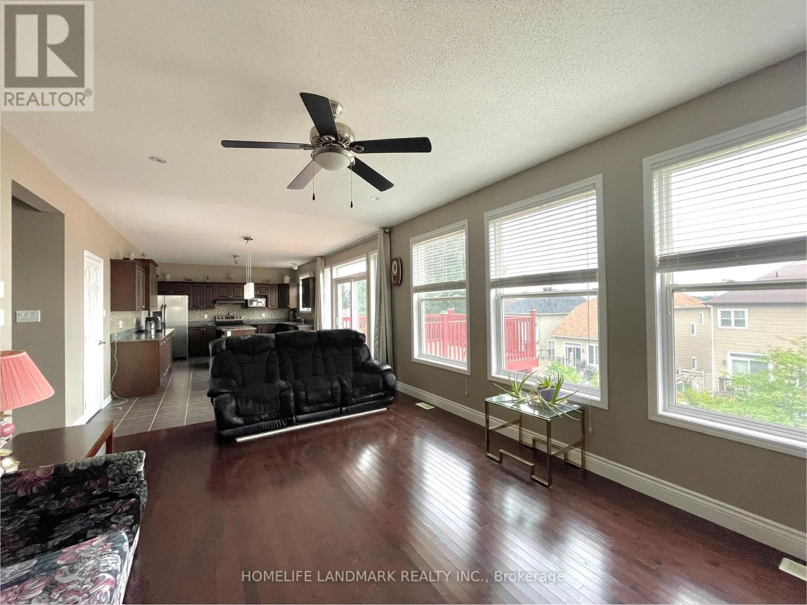 190 Ingersoll Crescent, Ottawa, Ontario  K2T 0C8 - Photo 15 - X12458955