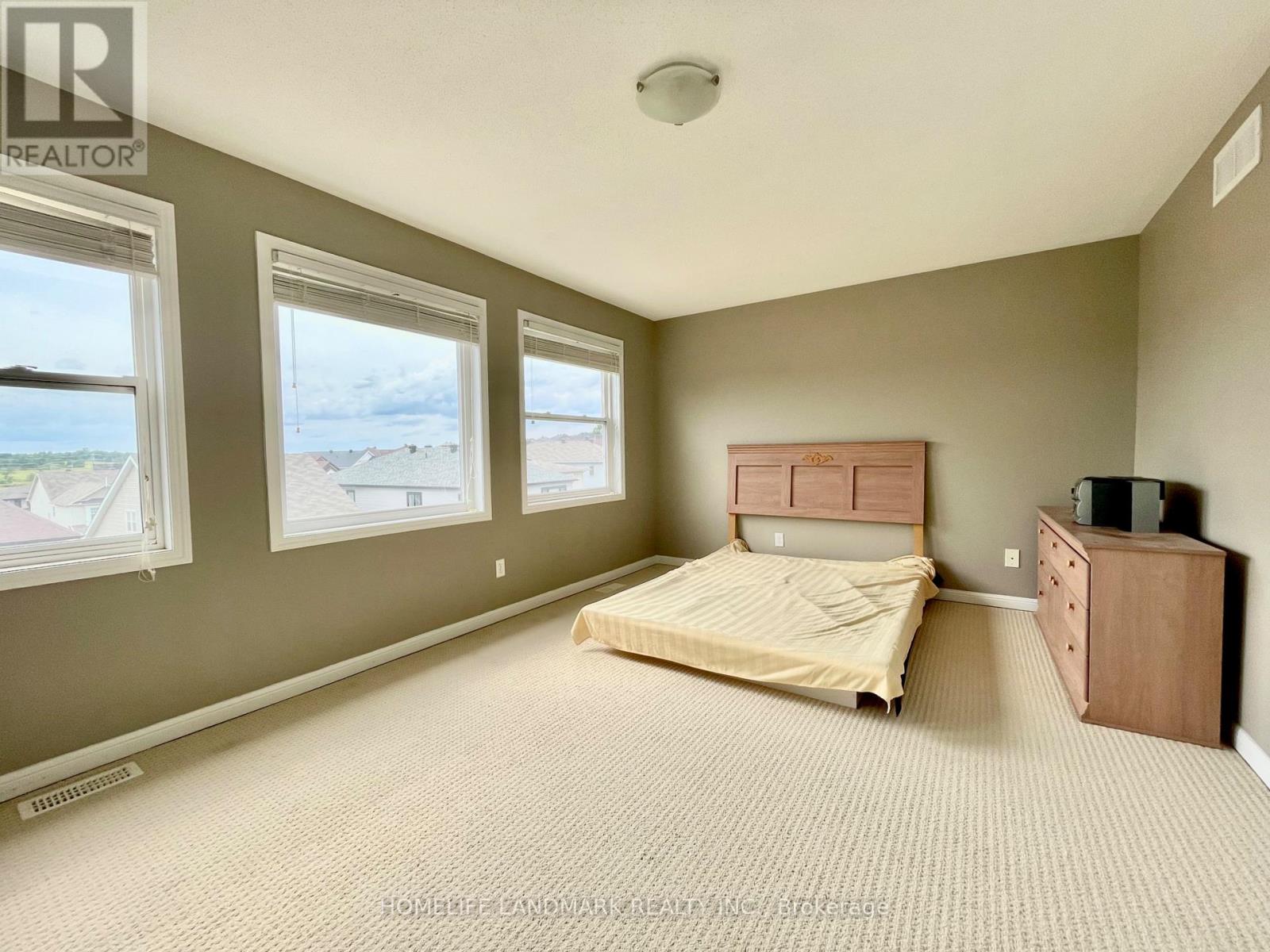 190 Ingersoll Crescent, Ottawa, Ontario  K2T 0C8 - Photo 23 - X12458955