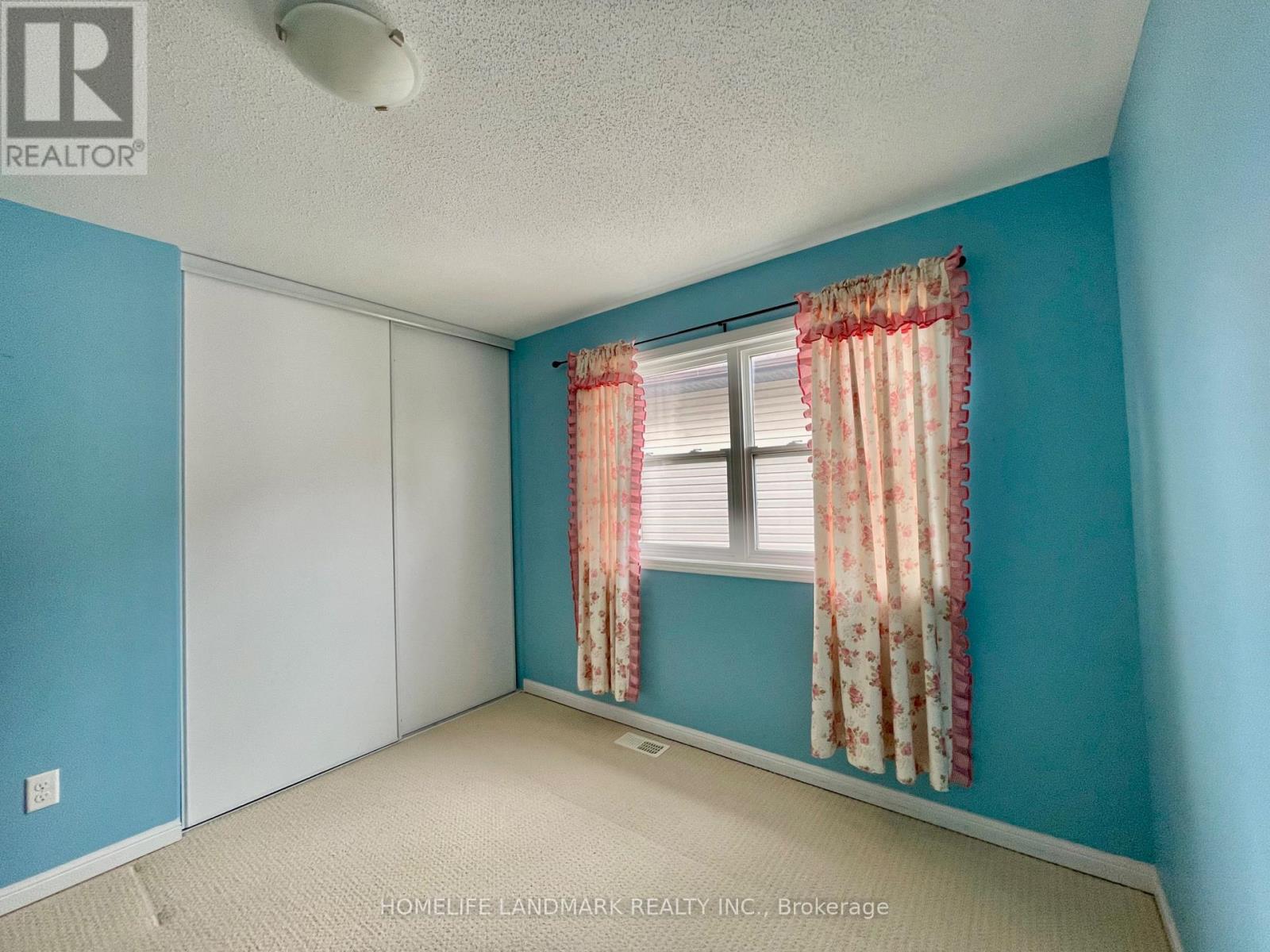 190 Ingersoll Crescent, Ottawa, Ontario  K2T 0C8 - Photo 25 - X12458955
