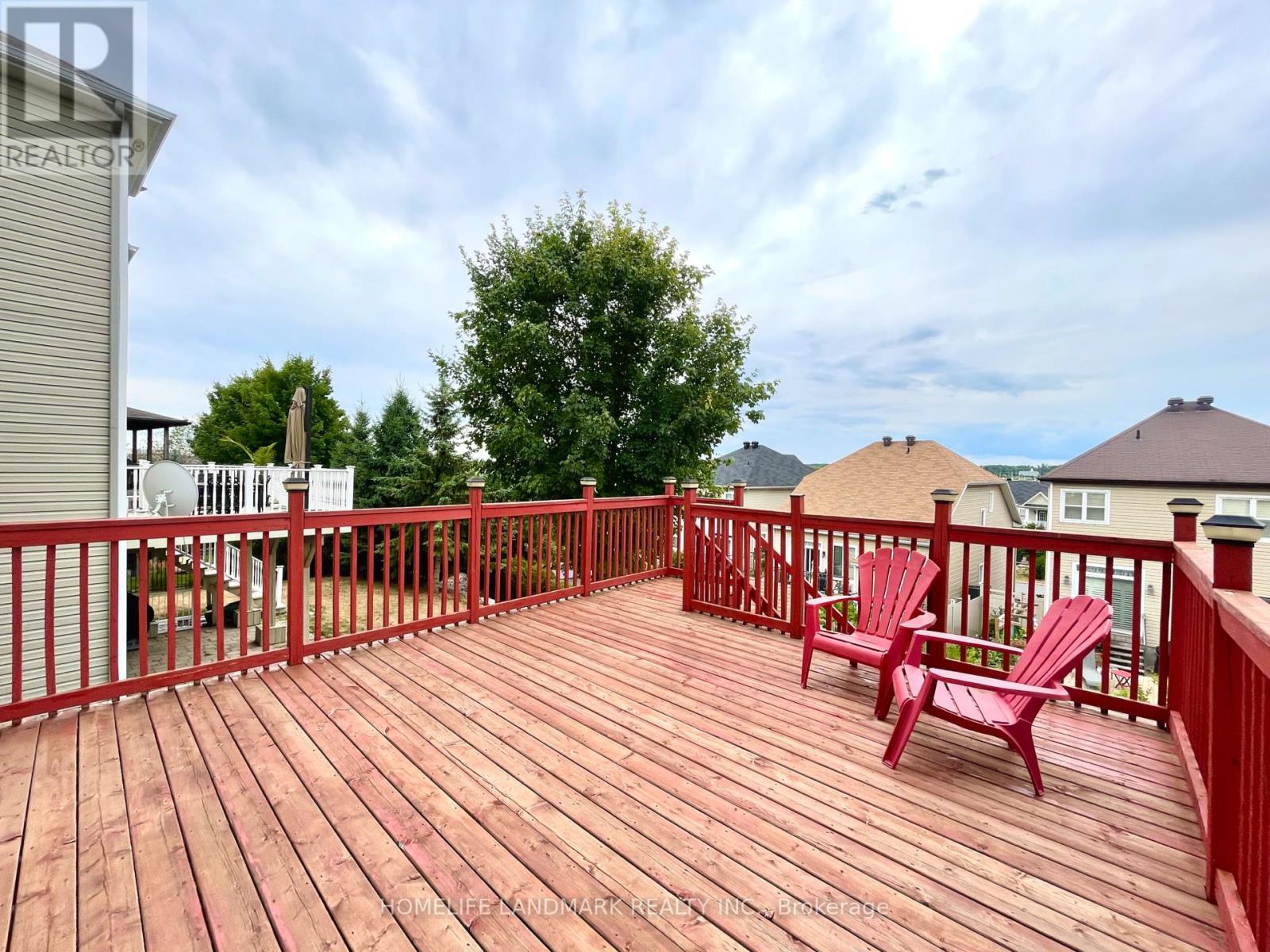 190 Ingersoll Crescent, Ottawa, Ontario  K2T 0C8 - Photo 32 - X12458955