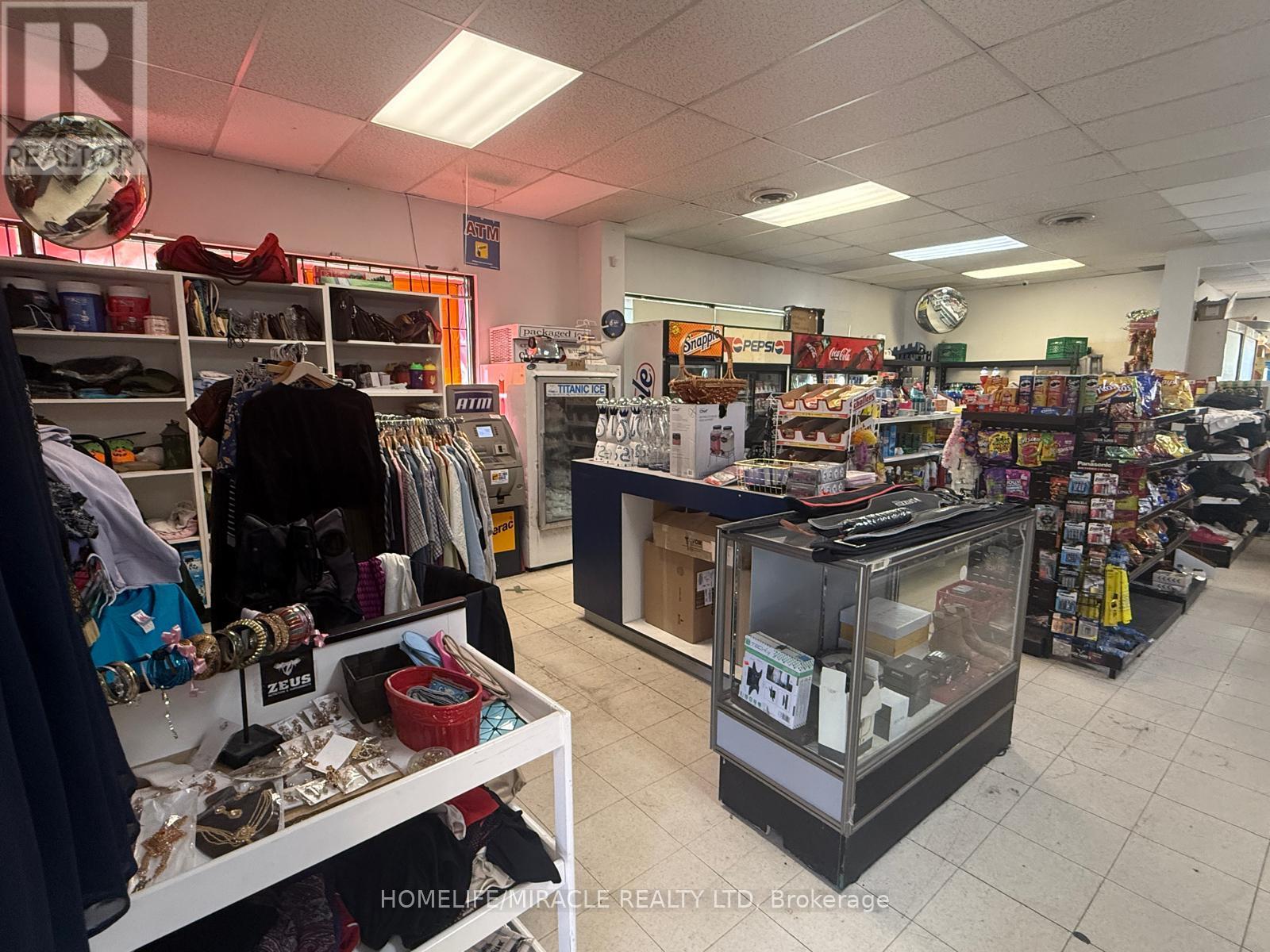 1 - 280 Victoria Street N, Kitchener, Ontario  N2H 5E2 - Photo 4 - X12458958