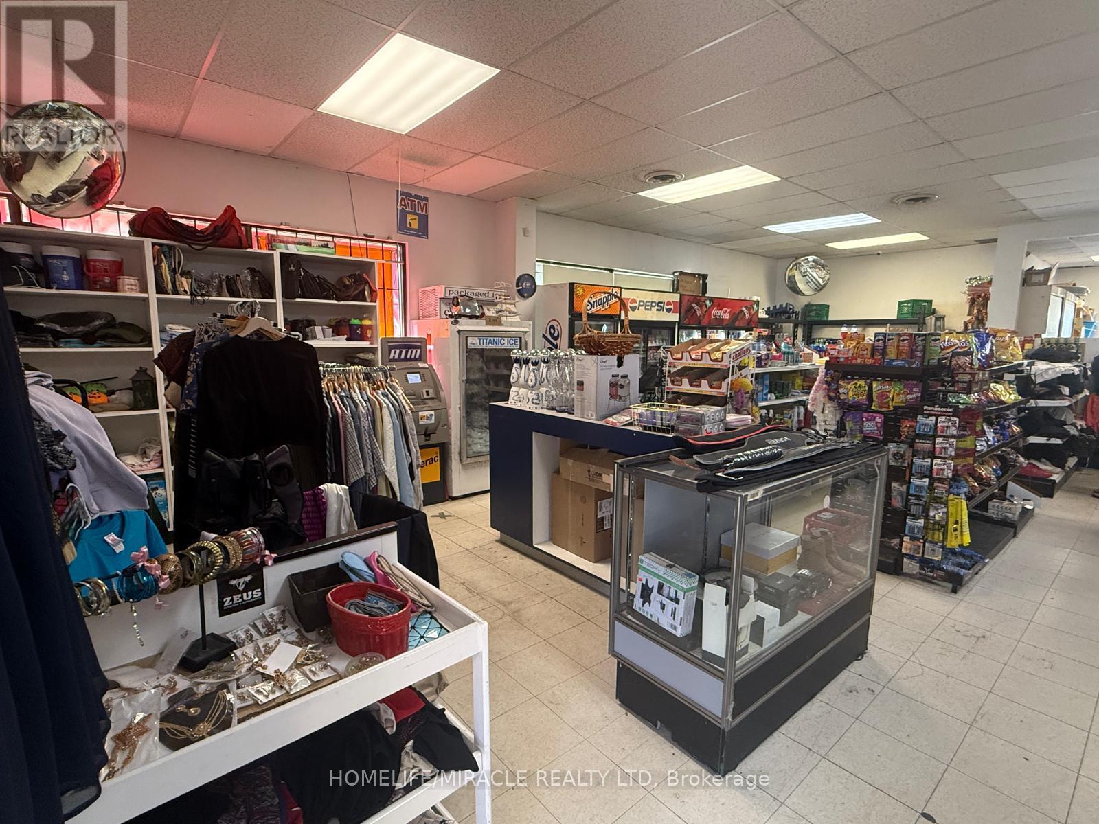 1 - 280 Victoria Street N, Kitchener, Ontario  N2H 5E2 - Photo 5 - X12458958