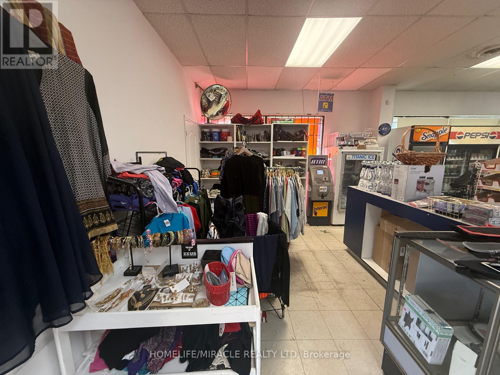 1 - 280 Victoria Street N, Kitchener, Ontario  N2H 5E2 - Photo 6 - X12458958
