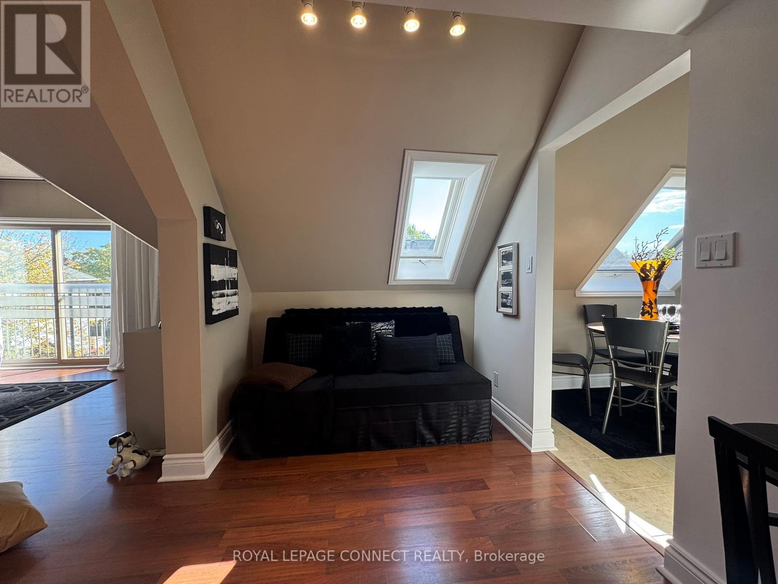 303 - 4872 Valley Way, Niagara Falls, Ontario  L2E 1W3 - Photo 21 - X12458960