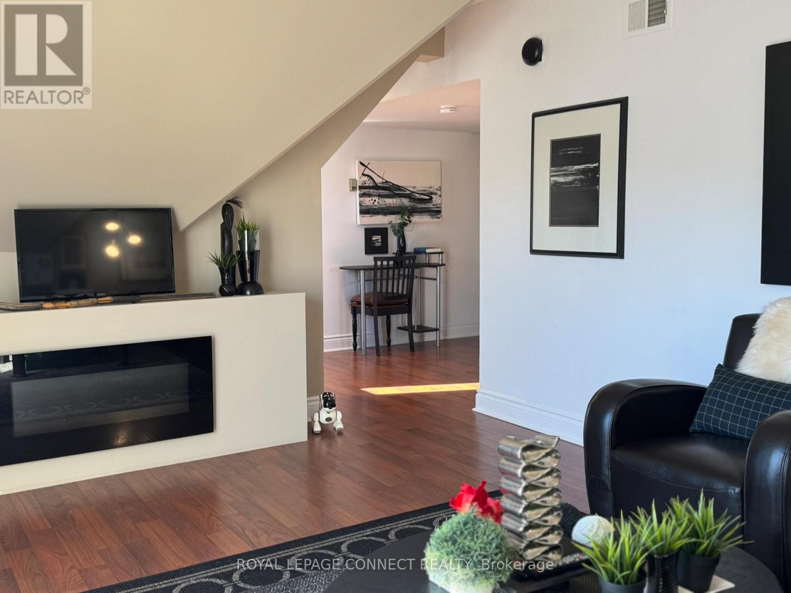 303 - 4872 Valley Way, Niagara Falls, Ontario  L2E 1W3 - Photo 25 - X12458960