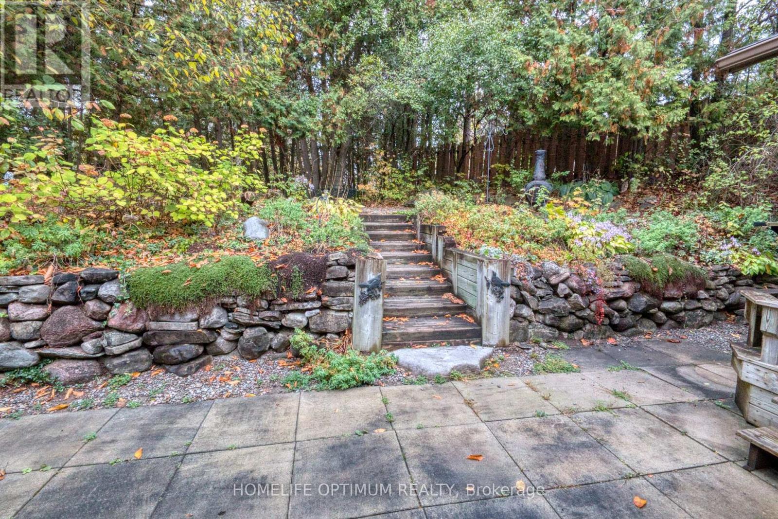 228 Pirates Glen Drive, Trent Lakes, Ontario  K0M 1A0 - Photo 32 - X12451077