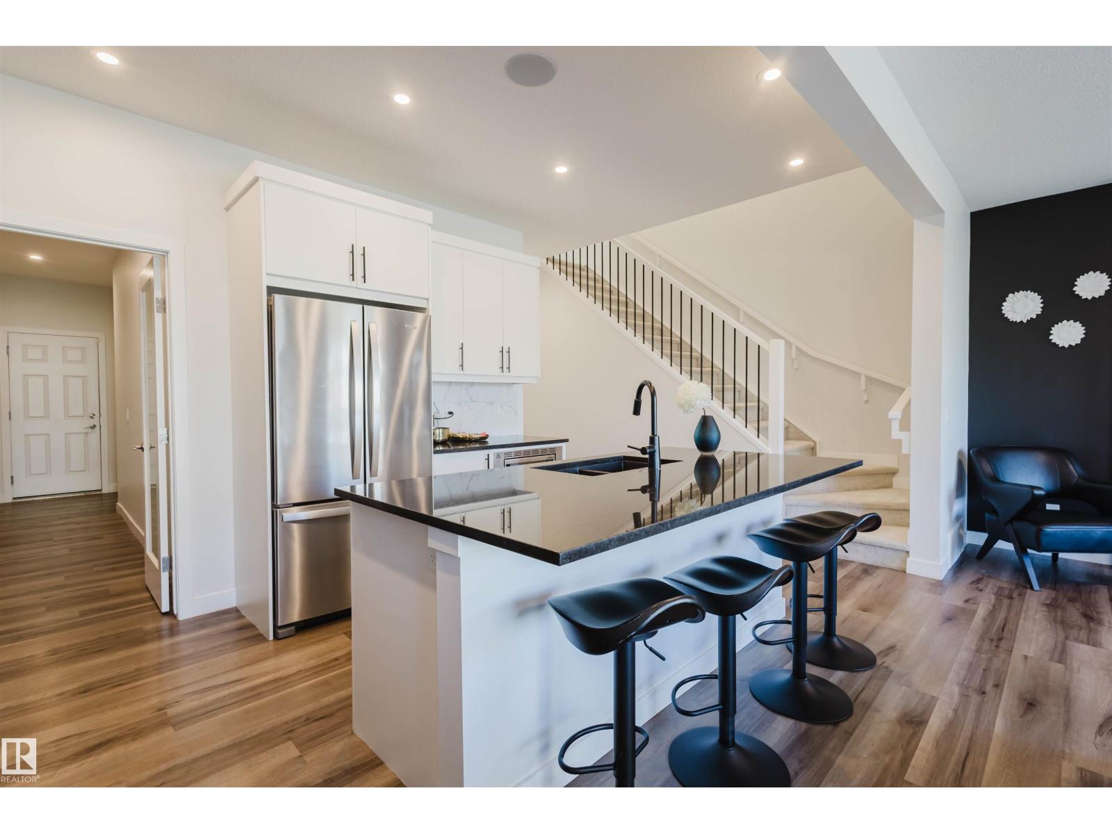 4879 Kinney Rd Sw, Edmonton, Alberta  T6W 5G3 - Photo 15 - E4461852
