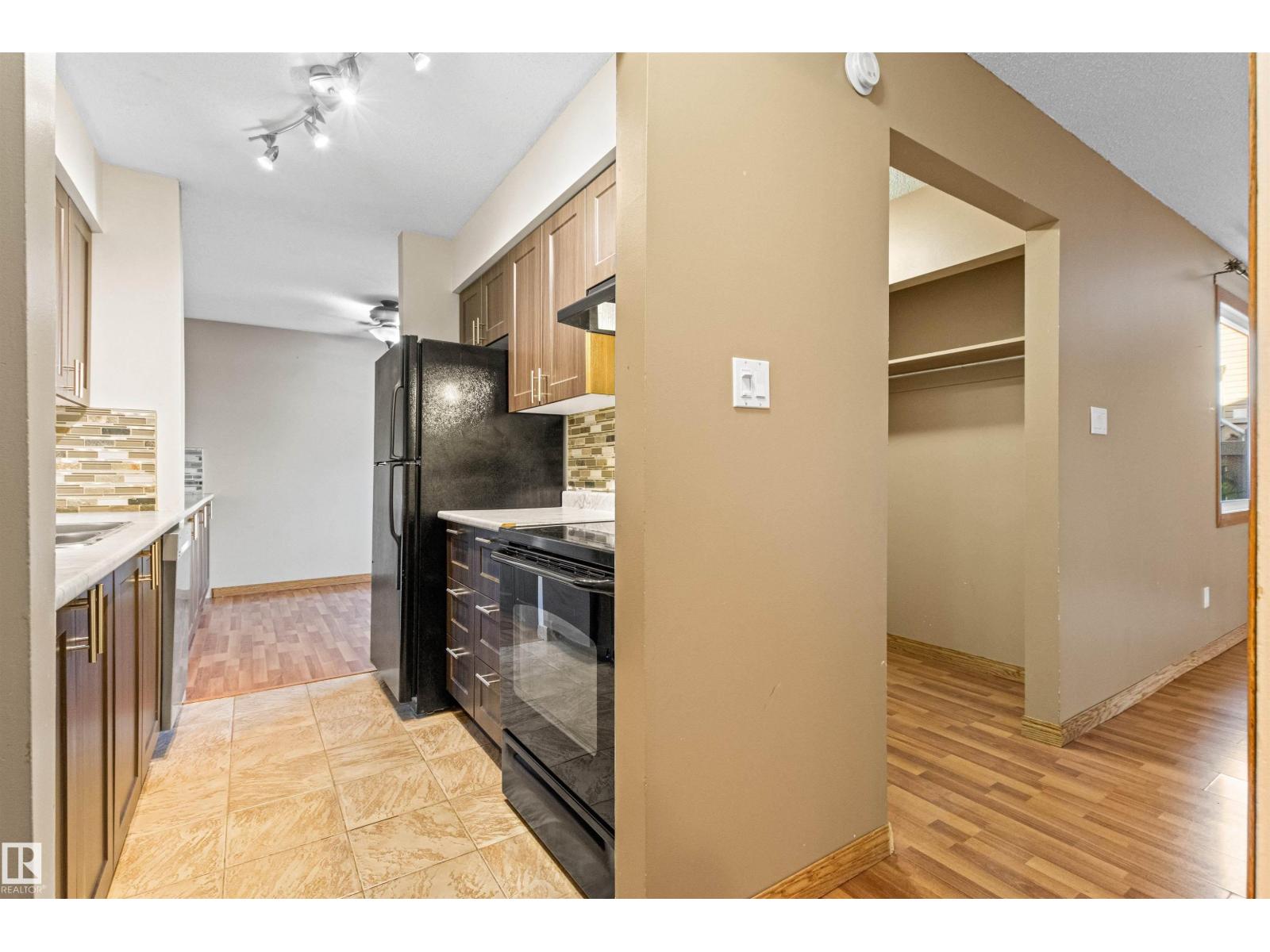 14835d Riverbend Rd Nw Nw, Edmonton, Alberta  T6H 5A0 - Photo 22 - E4461884
