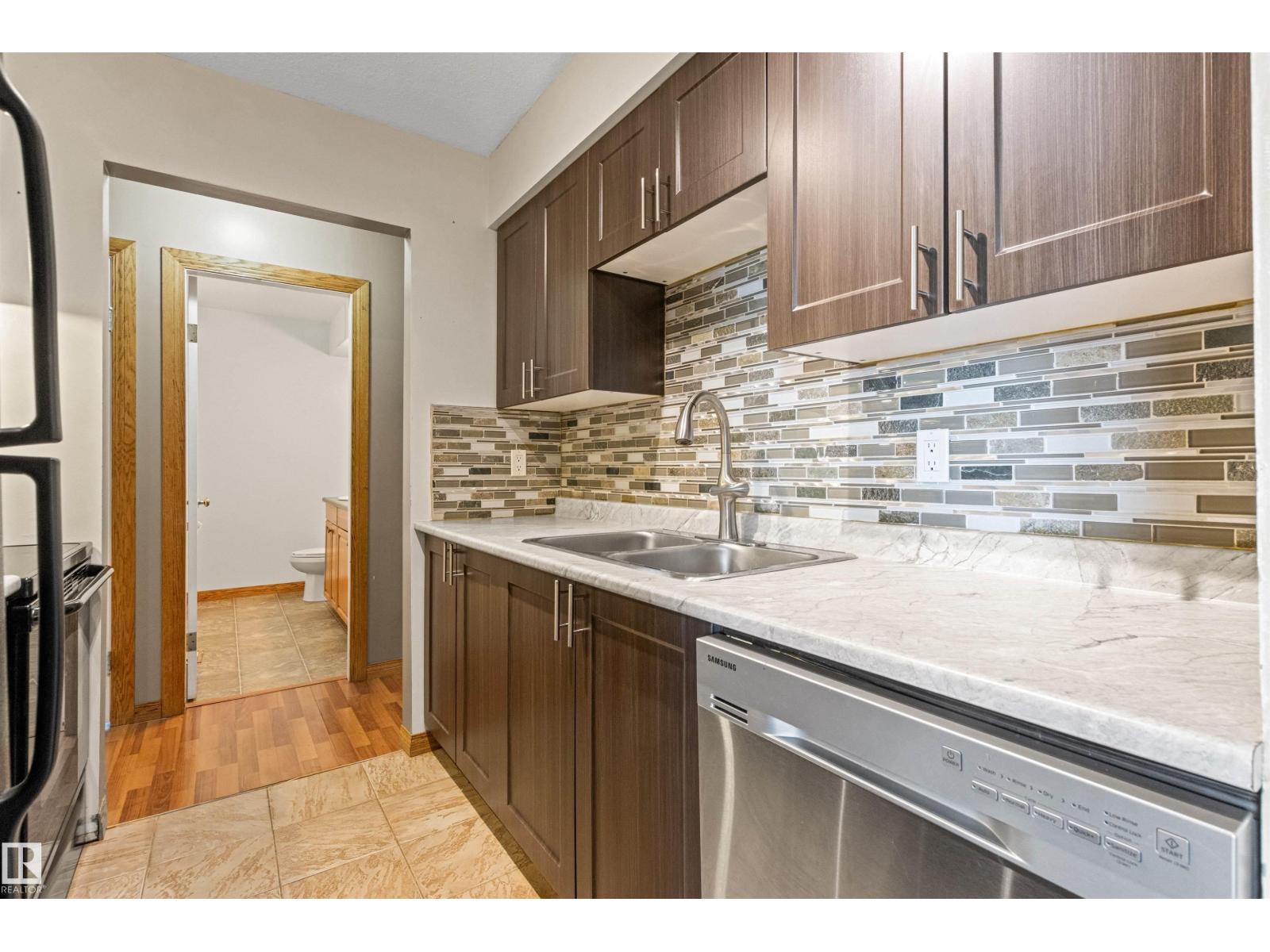 14835d Riverbend Rd Nw Nw, Edmonton, Alberta  T6H 5A0 - Photo 26 - E4461884