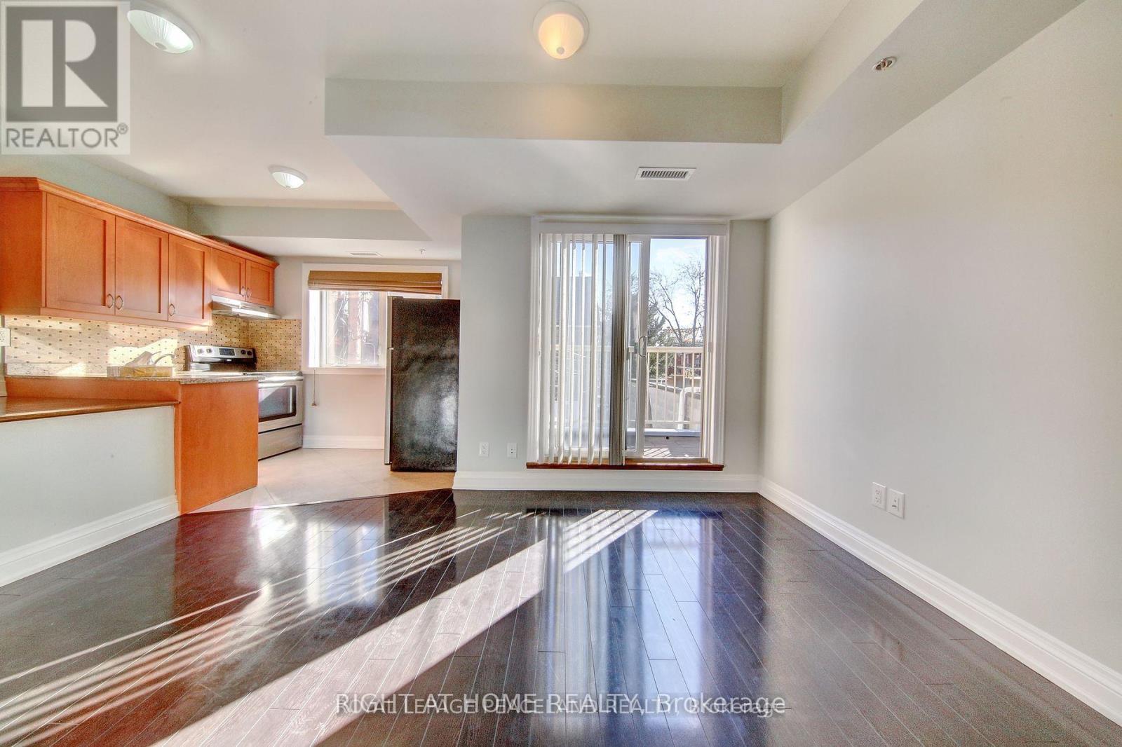 201 - 623 College Street, Toronto, Ontario  M6G 1B5 - Photo 2 - C12458966