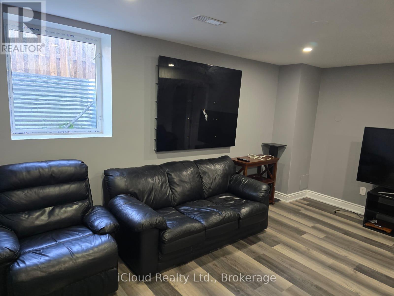 Bsmt - 3856 Passway Road, Mississauga, Ontario  L5N 8N8 - Photo 3 - W12360345