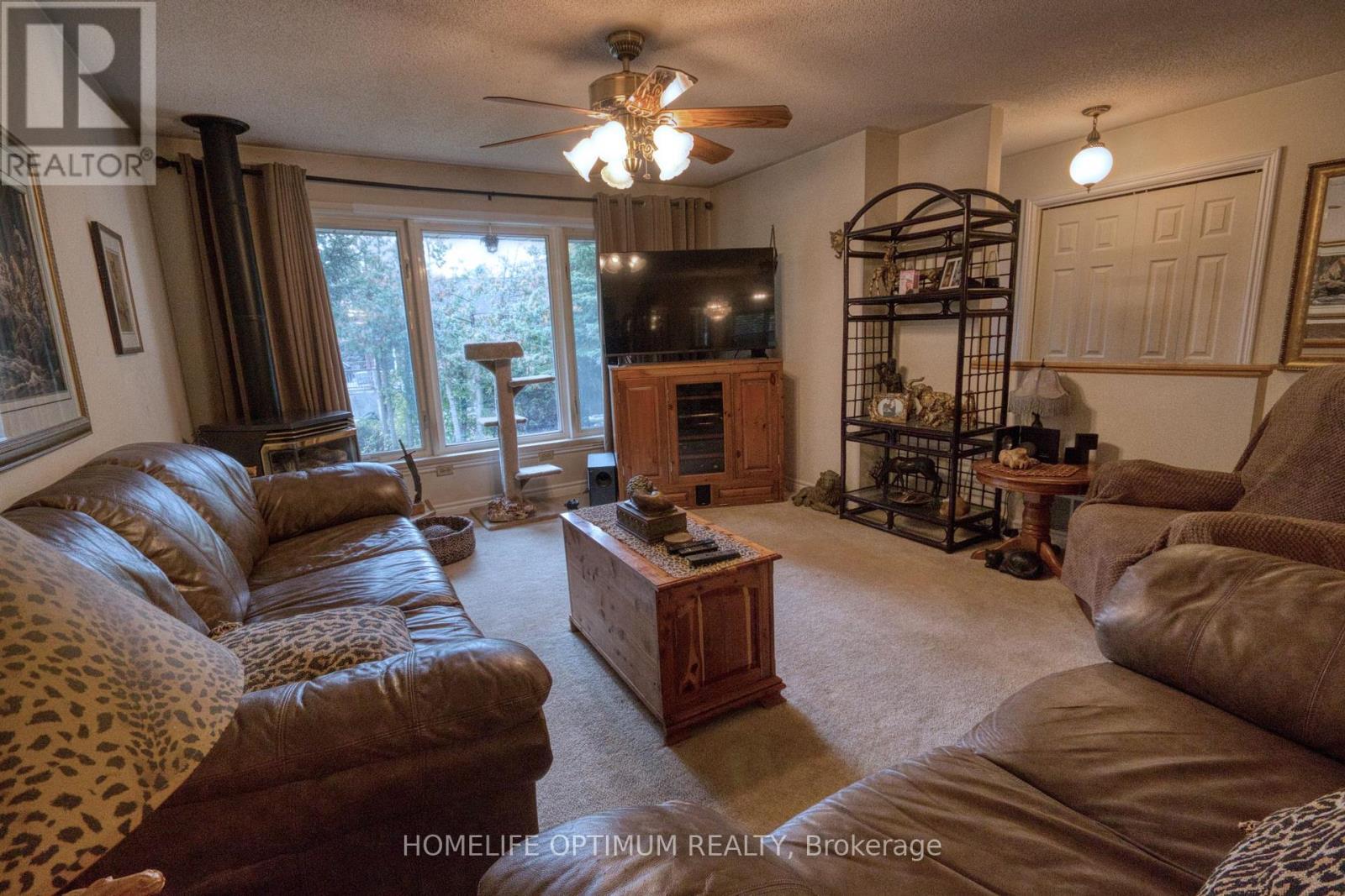 228 Pirates Glen Drive, Trent Lakes, Ontario  K0M 1A0 - Photo 14 - X12451077
