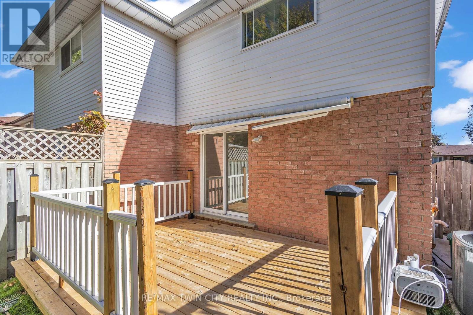 43 Connelly Drive, Kitchener, Ontario  N2N 2T7 - Photo 42 - X12458964