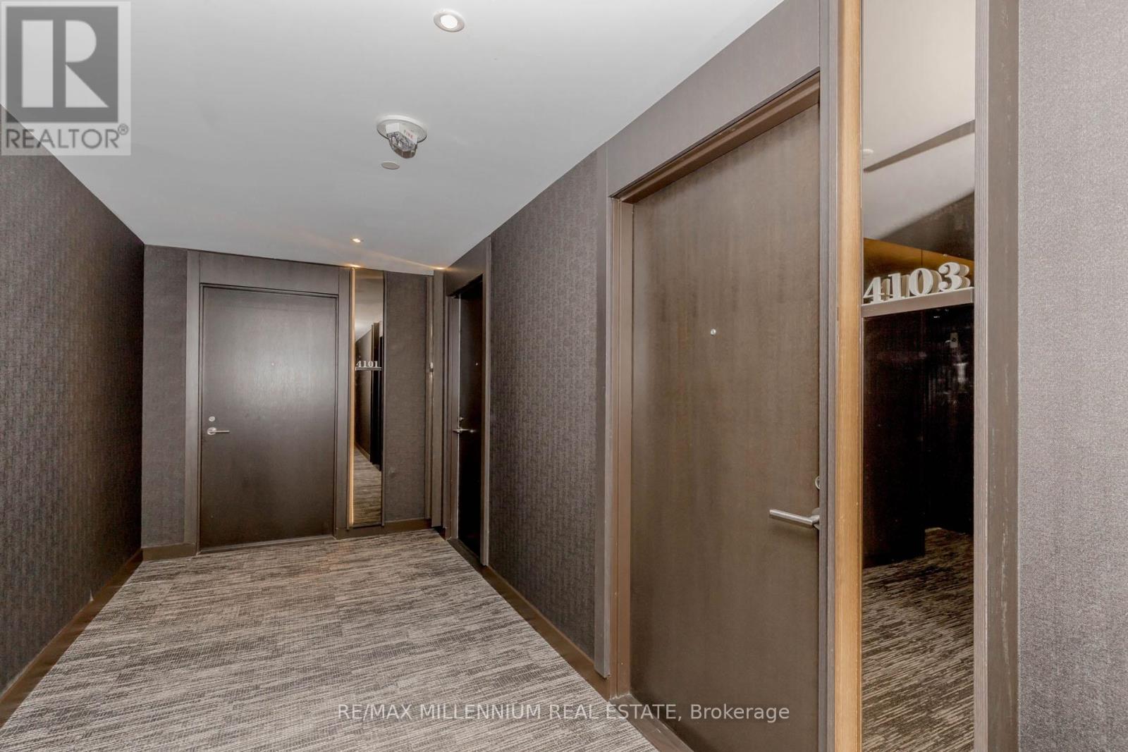 4103 - 11 Yorkville Avenue, Toronto, Ontario  M4W 0B7 - Photo 7 - C12458973