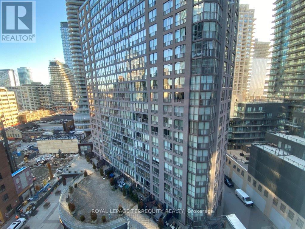 1204 - 11 St Joseph Street, Toronto, Ontario  M4Y 3G4 - Photo 19 - C12458983