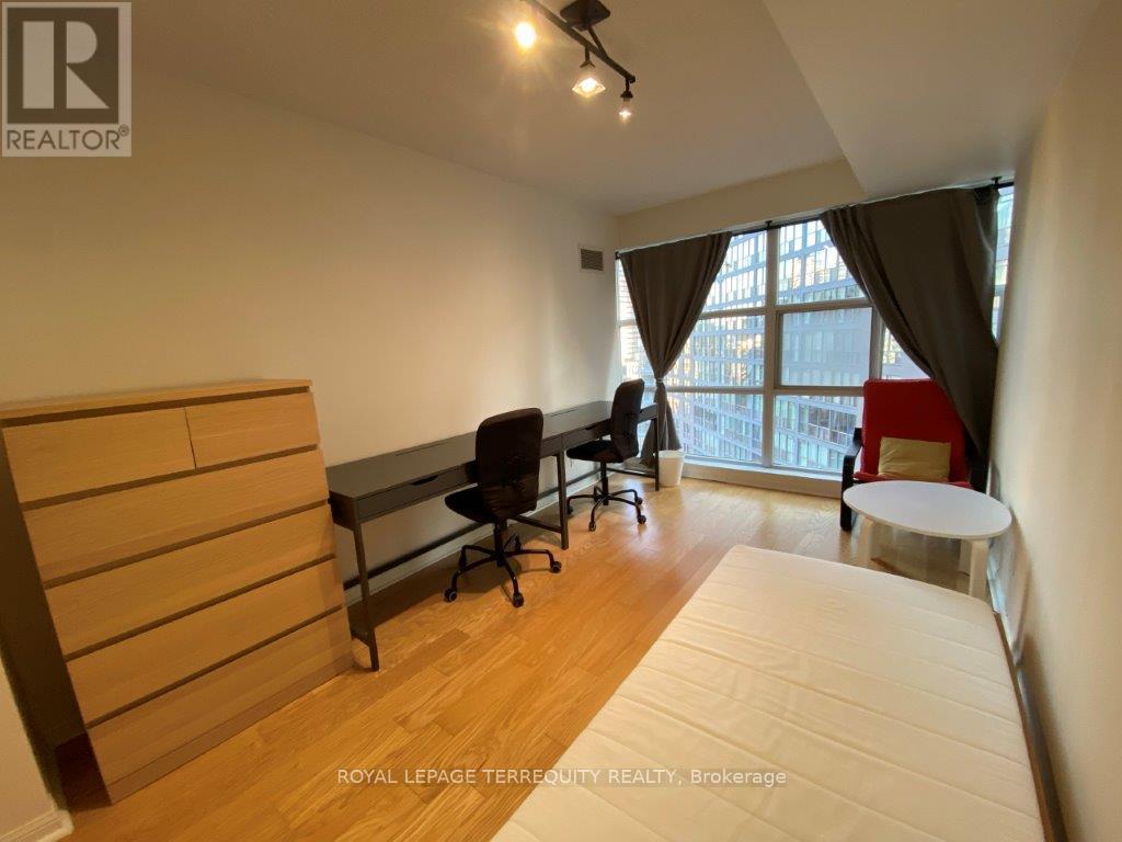 1204 - 11 St Joseph Street, Toronto, Ontario  M4Y 3G4 - Photo 9 - C12458983
