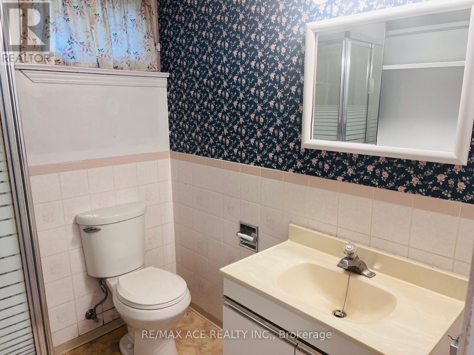 Bsmt - 15 Sedgemount Drive, Toronto, Ontario  M1H 1X2 - Photo 7 - E12458977