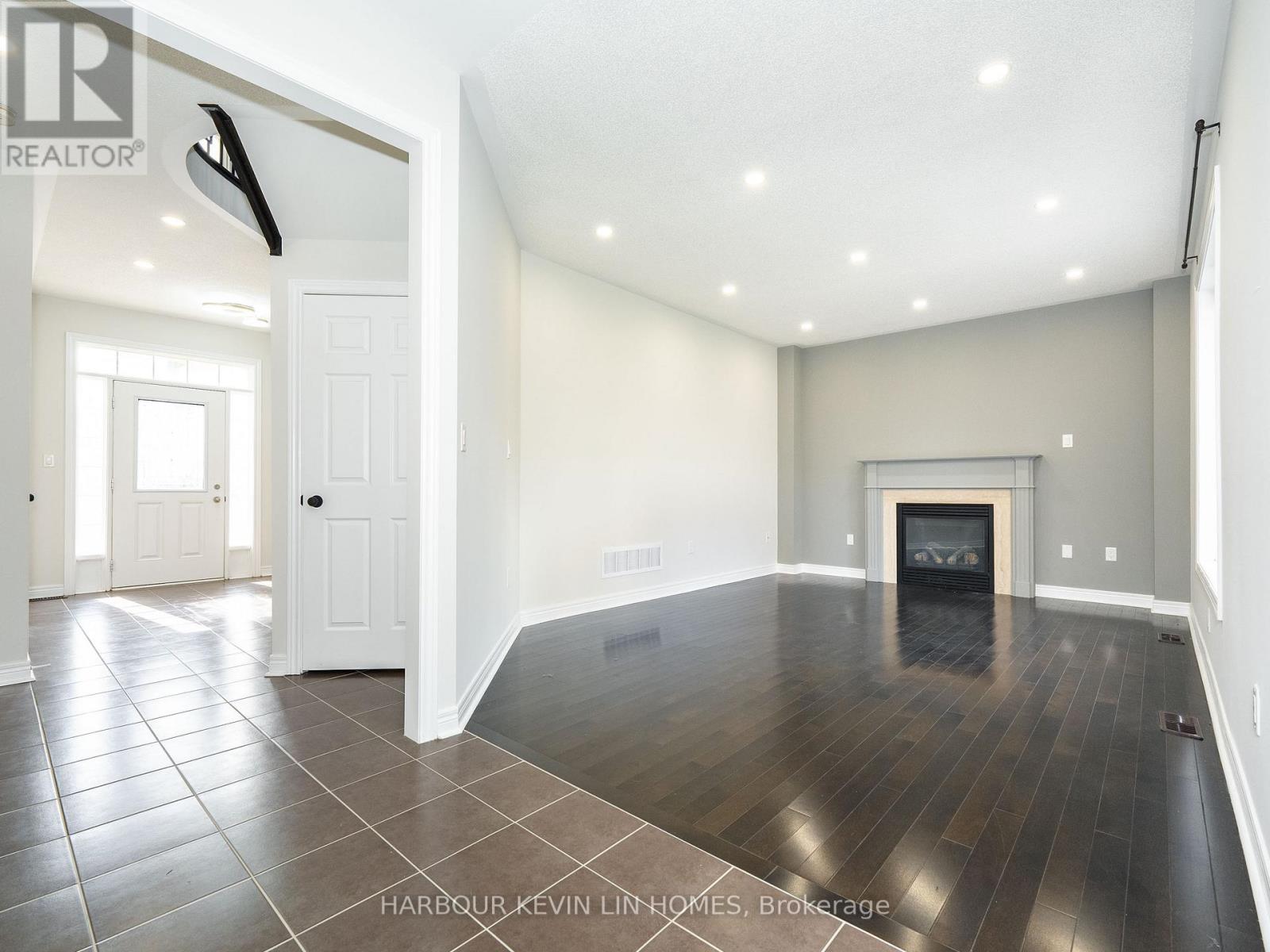 26 Bembridge Drive, Markham, Ontario  L6C 0J8 - Photo 19 - N12458970