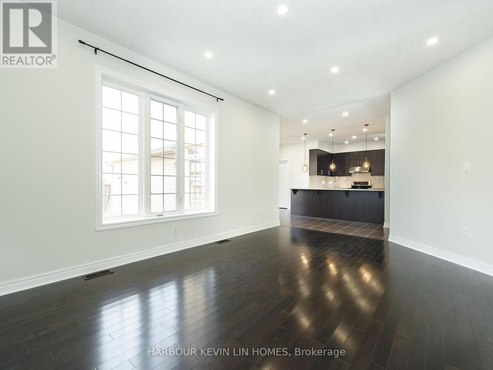 26 Bembridge Drive, Markham, Ontario  L6C 0J8 - Photo 21 - N12458970