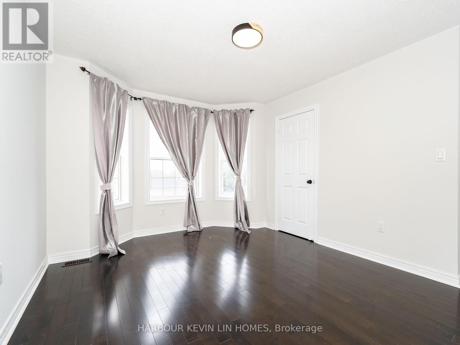 26 Bembridge Drive, Markham, Ontario  L6C 0J8 - Photo 33 - N12458970