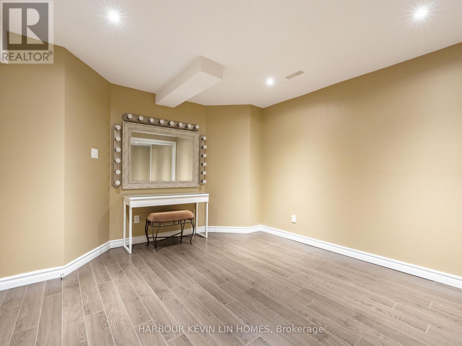 26 Bembridge Drive, Markham, Ontario  L6C 0J8 - Photo 44 - N12458970