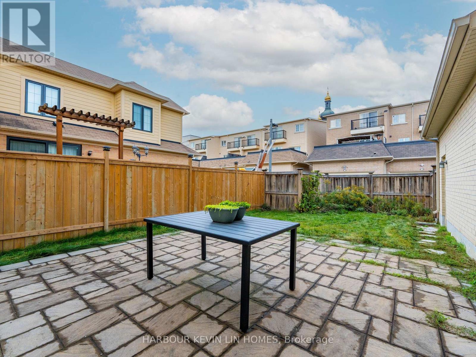 26 Bembridge Drive, Markham, Ontario  L6C 0J8 - Photo 46 - N12458970