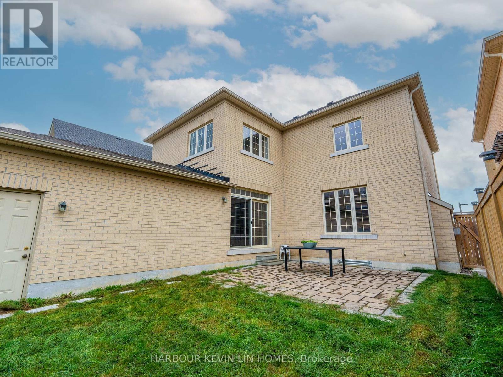 26 Bembridge Drive, Markham, Ontario  L6C 0J8 - Photo 48 - N12458970