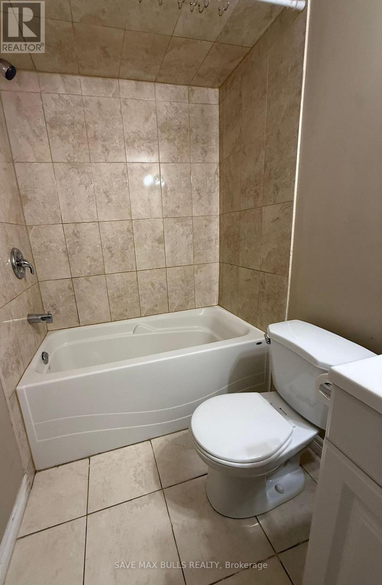 Basement - 652 Lott Crescent, Milton, Ontario  L9T 7P7 - Photo 10 - W12458967
