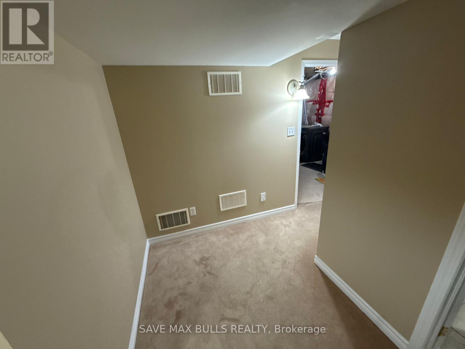 Basement - 652 Lott Crescent, Milton, Ontario  L9T 7P7 - Photo 5 - W12458967